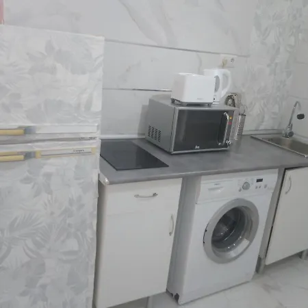Precioso Moderno Cerca Del Carrefour Rosaleda Apartment