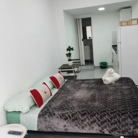 Apartment Precioso Moderno Cerca Del Carrefour Rosaleda Malaga